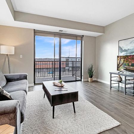 Large Downtown 2Br -Hot Tub-Downtown! Appartement Des Moines Buitenkant foto